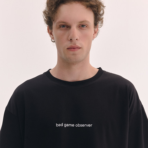 Camiseta Bad Game Observer preta